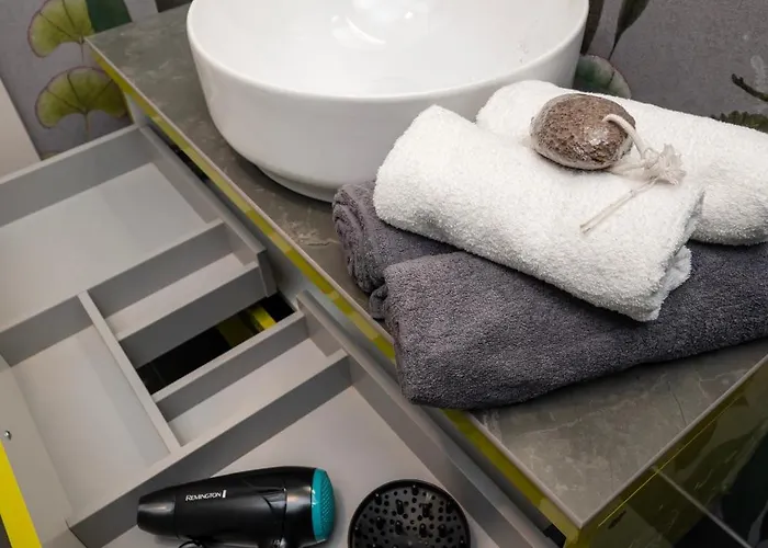 Srodmiescie - 35m2, Location By Rentujemy Lejlighed Łódź